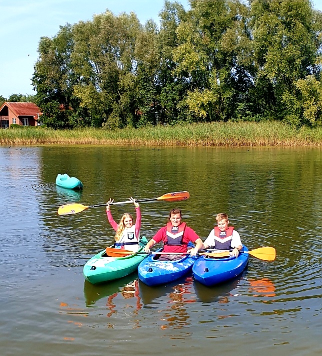 Wassersport in der Schule am Meer